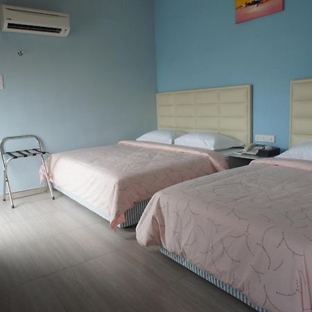 Hotel Zamburger Bukit Indah Johor Bahru Eksteriør bilde