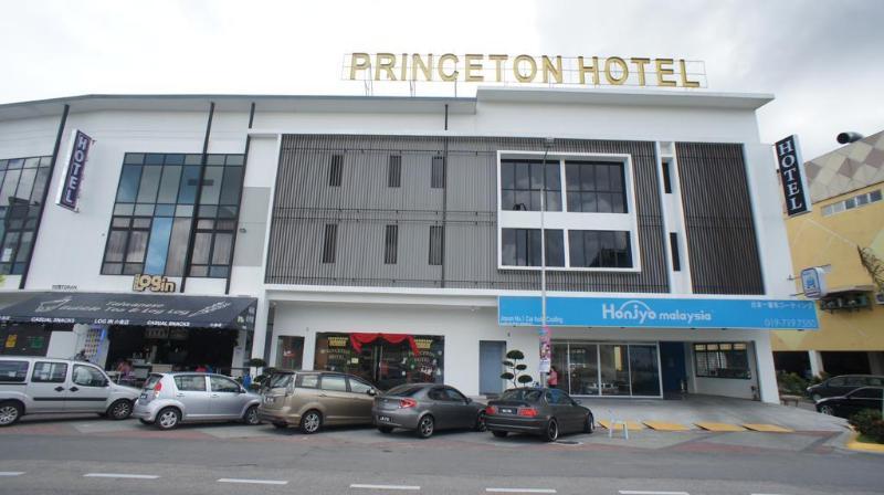 Hotel Zamburger Bukit Indah Johor Bahru Eksteriør bilde