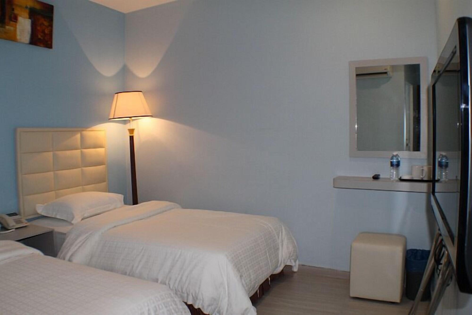 Hotel Zamburger Bukit Indah Johor Bahru Eksteriør bilde