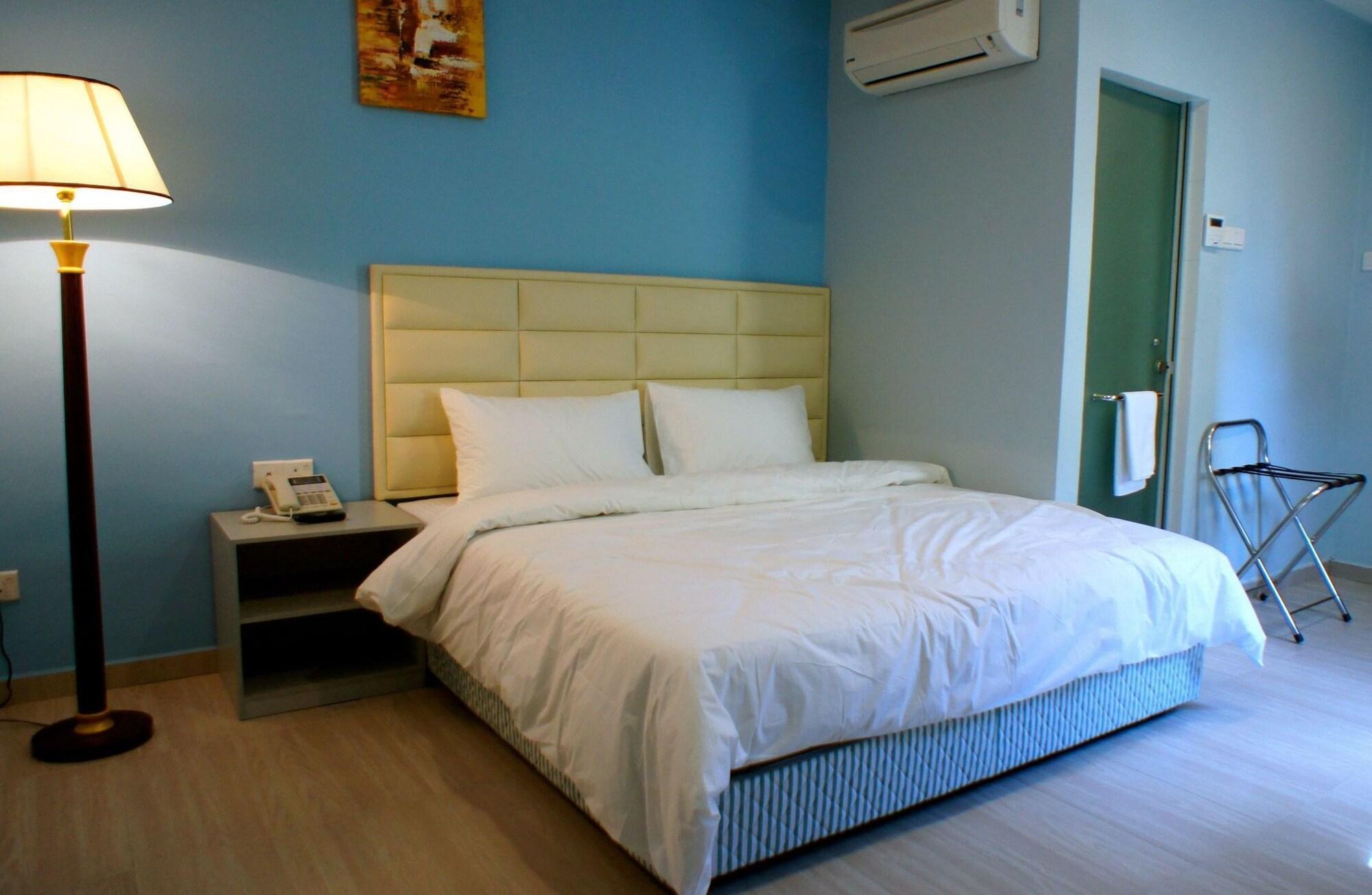 Hotel Zamburger Bukit Indah Johor Bahru Eksteriør bilde