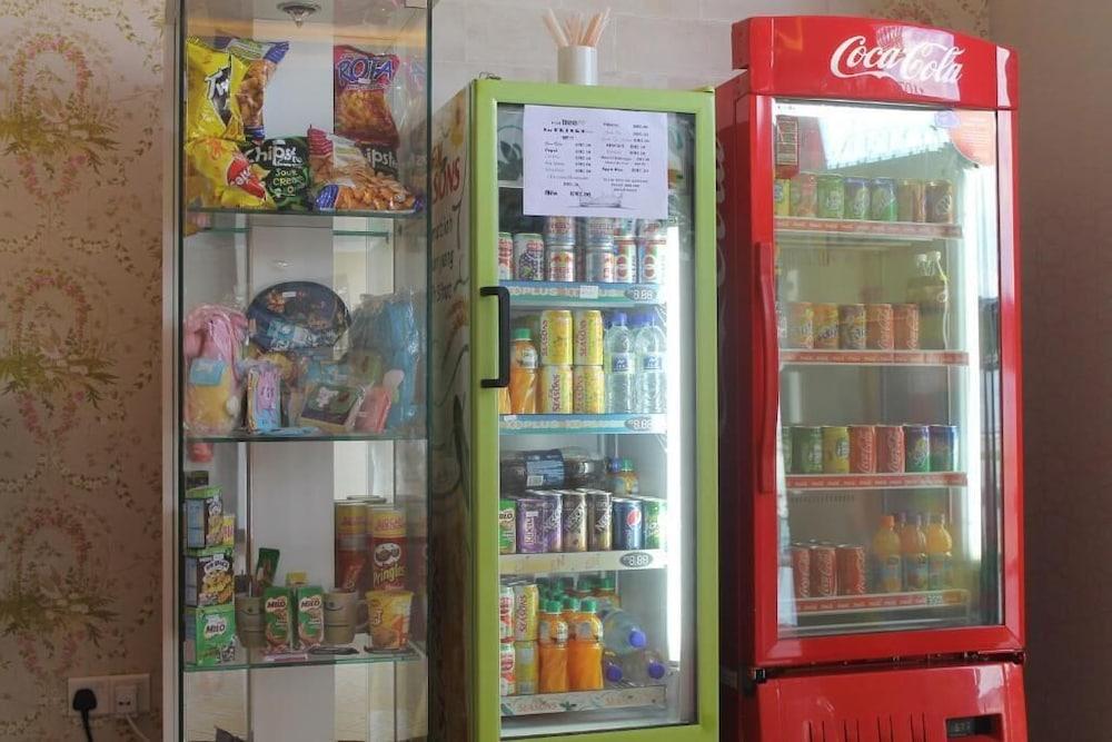 Hotel Zamburger Bukit Indah Johor Bahru Eksteriør bilde