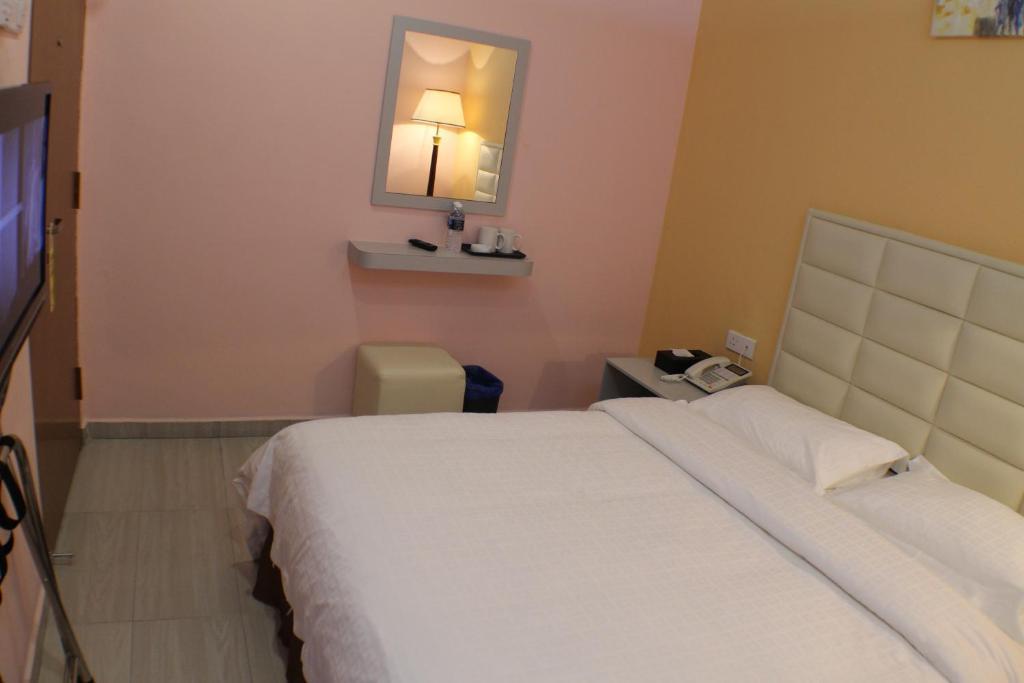 Hotel Zamburger Bukit Indah Johor Bahru Eksteriør bilde